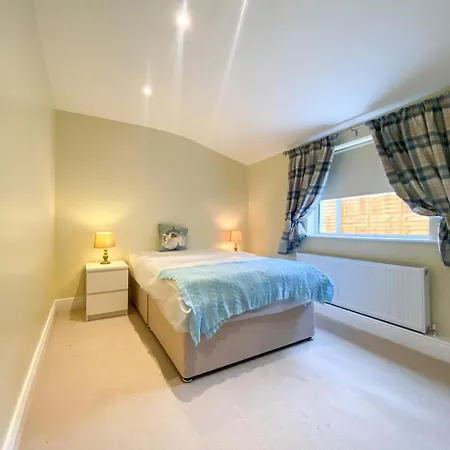 Housing For Workers - Sleeps 6 * Naas