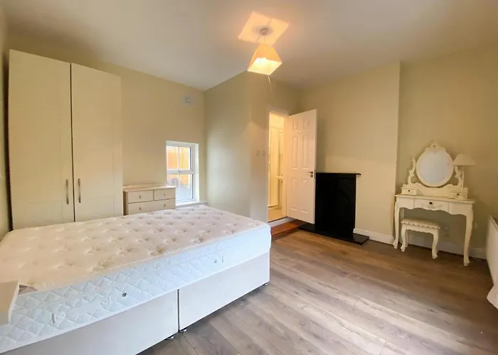 Housing For Workers - Sleeps 6 Апартаменты *